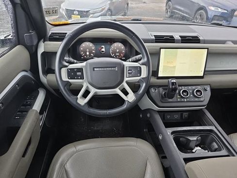 Used 2023 Land Rover Defender 110 S image 5