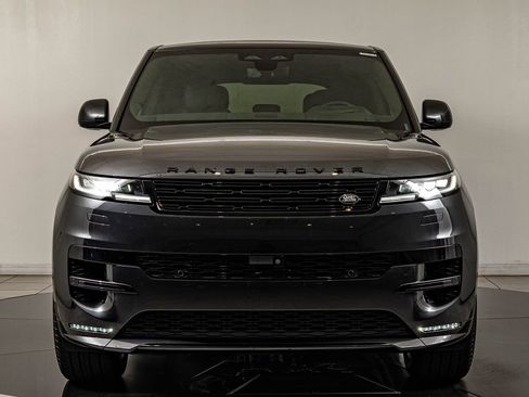 Used 2024 Land Rover Range Rover Sport Dynamic SE image 2