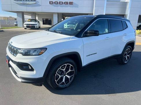 Used 2025 Jeep Compass Limited AWD/4WD image 1