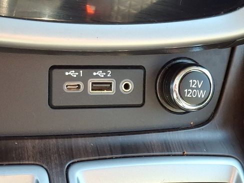 Used 2020 Nissan Murano Platinum w/ Cargo Package image 26