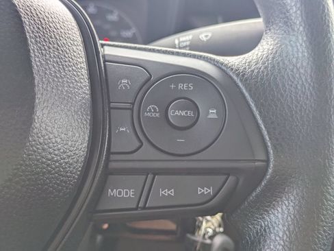 Used 2025 Toyota Corolla LE FWD image 25