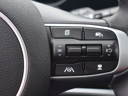 Certified 2024 Kia Sportage SX image 30