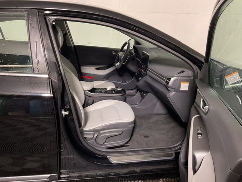 Used 2021 Hyundai Ioniq Limited image 36