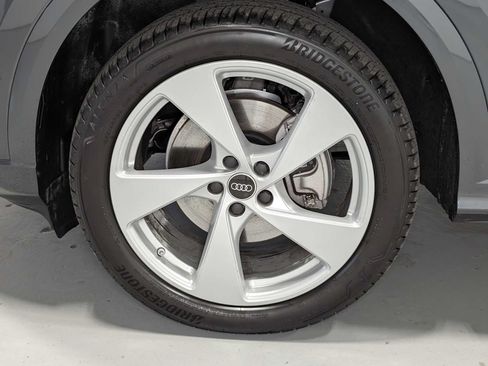 Used 2026 Audi Q5 Premium Plus AWD/4WD image 3
