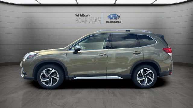 Used 2023 Subaru Forester Touring AWD/4WD image 9