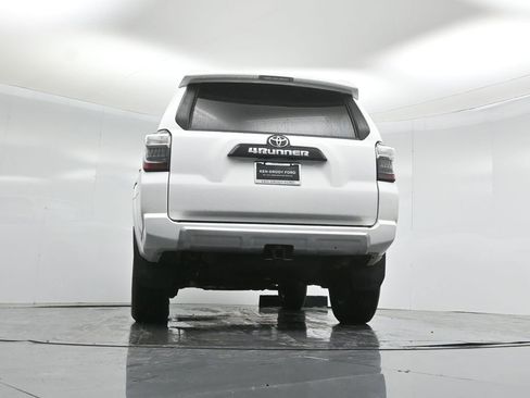 Used 2024 Toyota 4Runner TRD Off-Road image 48