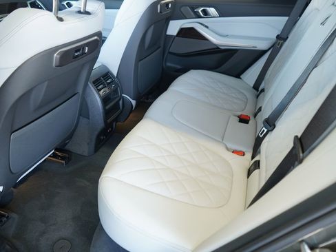 New 2026 BMW X5 xDrive40i w/ M Sport Package image 20