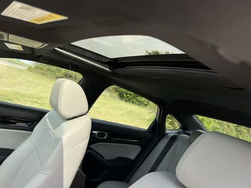 Certified 2025 Honda Civic Sport Touring image 32