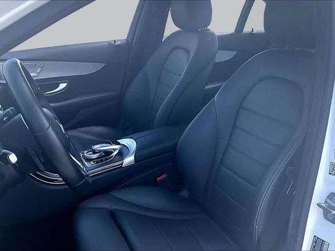 Used 2021 Mercedes-Benz C 300 Sedan w/ Driver Assistance Package image 7