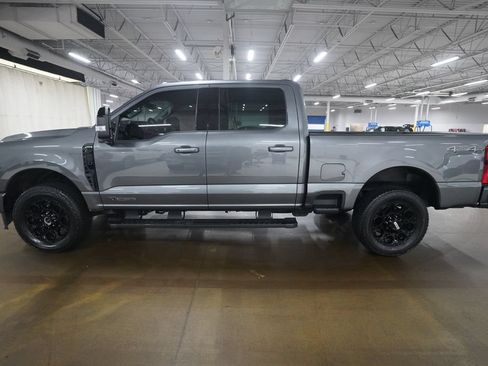 Used 2025 Ford F250 Lariat w/ Black Appearance Package AWD/4WD image 23