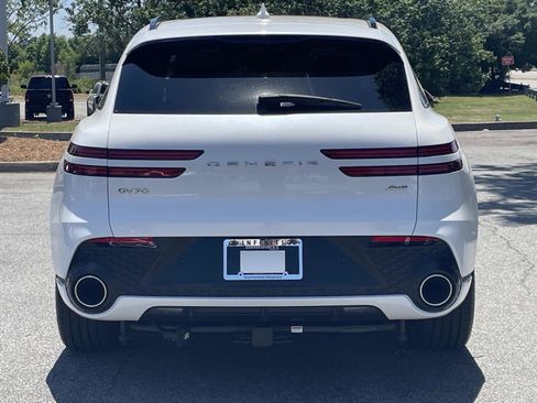 Used 2025 Genesis GV70 2.5T w/ Sport Prestige Package AWD/4WD image 3