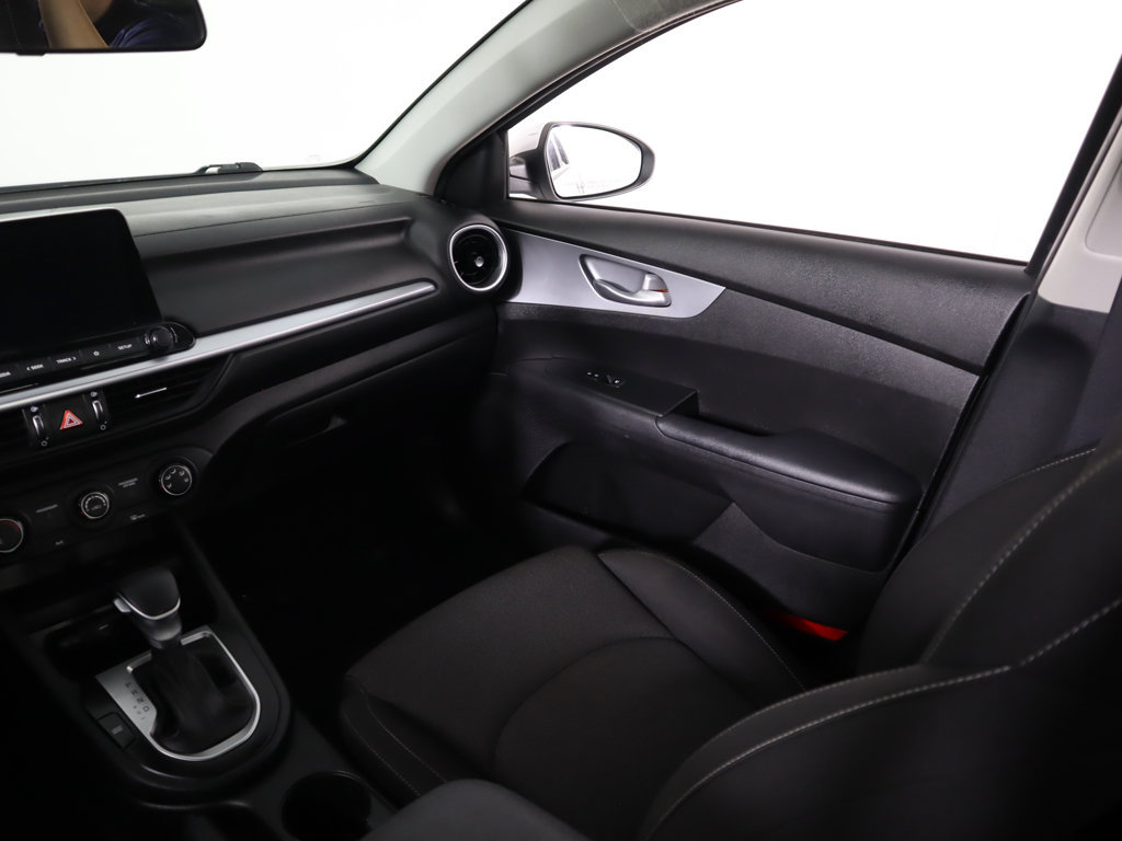 Used 2023 Kia Forte LXS FWD image 32