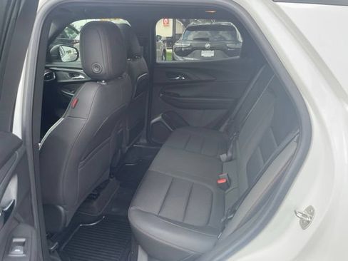 Certified 2023 Chevrolet TrailBlazer RS w/ Sun and Liftgate Package FWD image 7