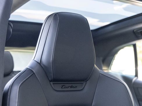 New 2026 Porsche Cayenne Turbo AWD/4WD image 69