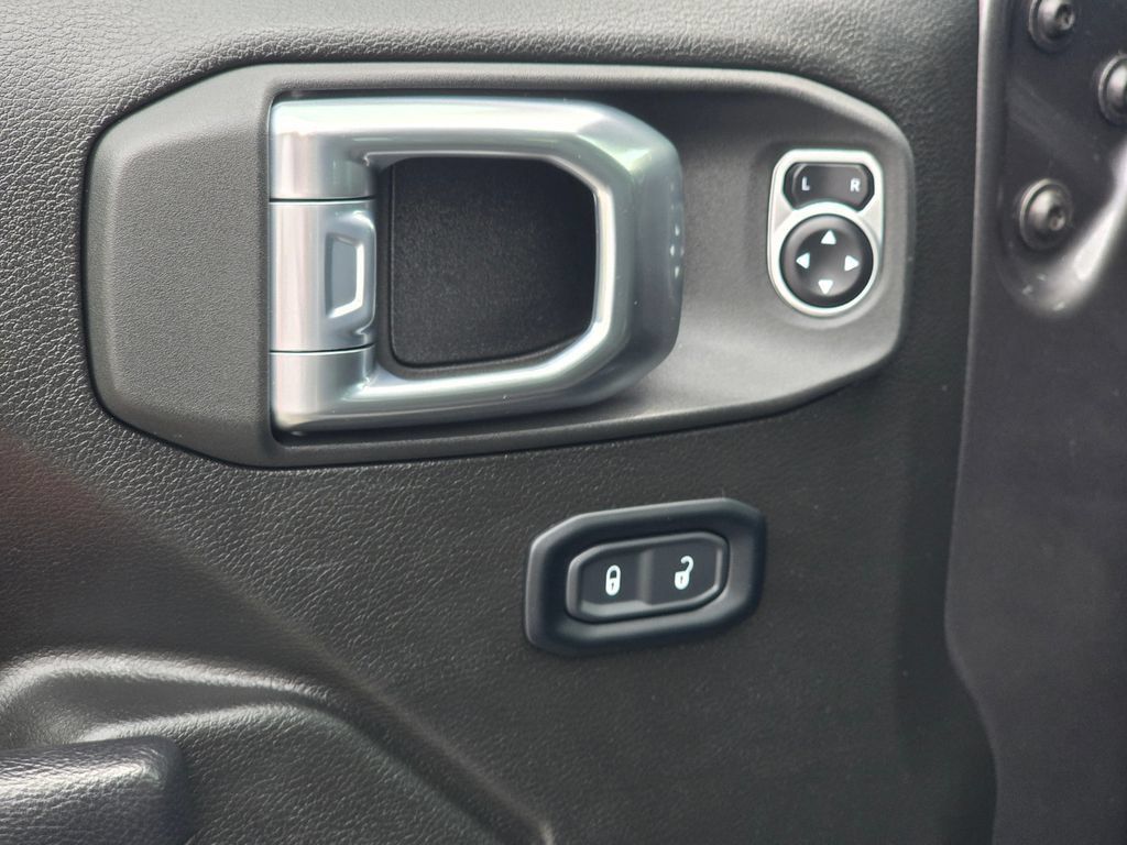 Used 2024 Jeep Gladiator Sport AWD/4WD image 38