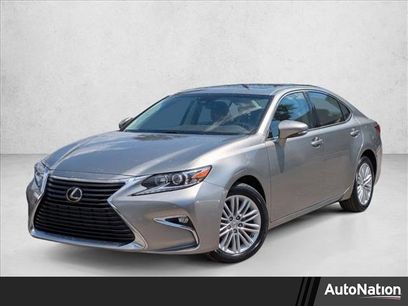 Used 2017 Lexus ES 350 w/ Accessory Package 2