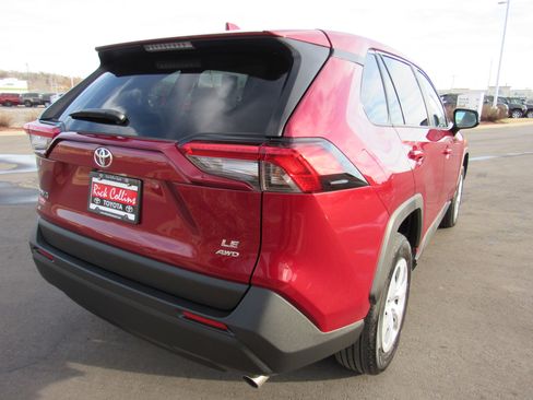 Used 2025 Toyota RAV4 LE AWD/4WD image 6