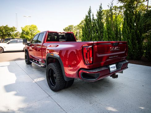 Used 2020 GMC Sierra 3500 Denali w/ Denali Ultimate Package AWD/4WD image 8