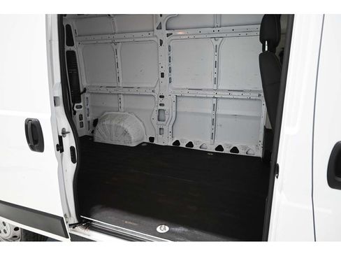 Used 2019 RAM ProMaster 1500 w/ Premium Appearance Group FWD image 16
