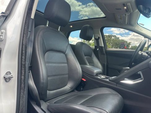 Used 2020 Jaguar E-PACE AWD/4WD image 13