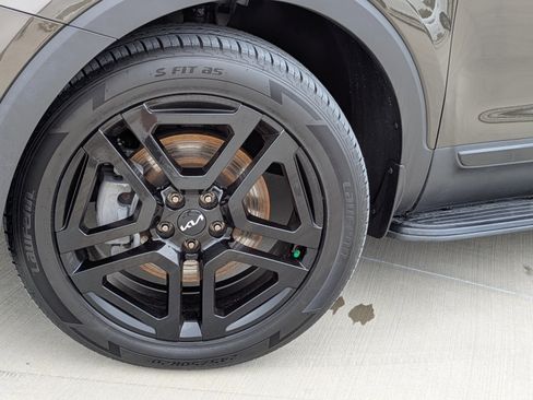 Used 2024 Kia Telluride SX Prestige X-Line AWD/4WD image 9