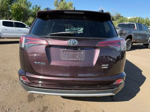 Used 2016 Toyota RAV4 XLE AWD/4WD image 5