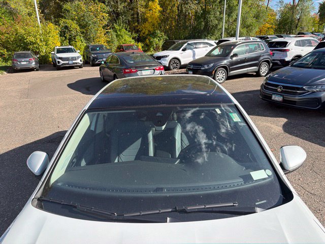 Certified 2026 Volkswagen Jetta SEL FWD image 10