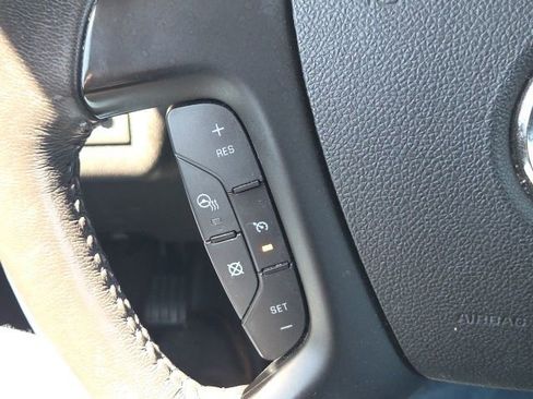 Used 2015 Buick Enclave Leather AWD/4WD image 39