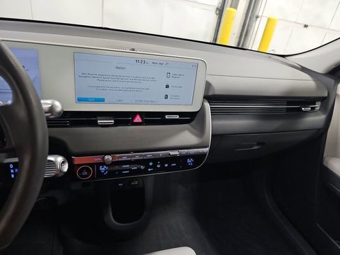 Used 2024 Hyundai Ioniq 5 SE AWD/4WD image 17