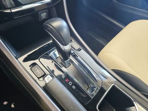 Used 2017 Honda Accord EX-L image 14