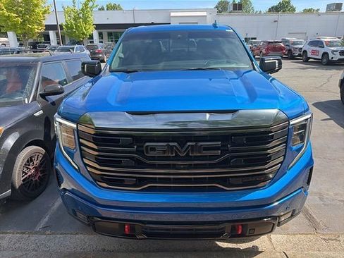 Used 2024 GMC Sierra 1500 AT4 w/ Technology Package AWD/4WD image 2