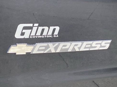 Used 2021 Chevrolet Express 2500 w/ Driver Convenience Package image 30