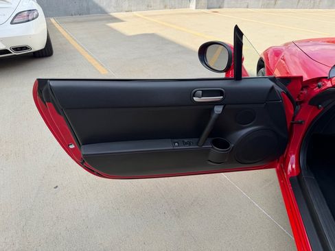 Used 2008 MAZDA MX-5 Miata Touring RWD image 10