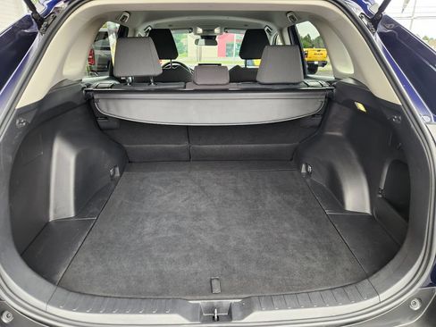 Used 2025 Toyota RAV4 XLE AWD/4WD image 14