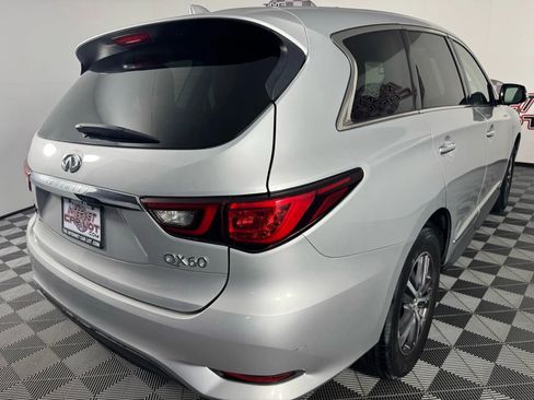 Used 2018 INFINITI QX60 Luxe AWD/4WD image 31