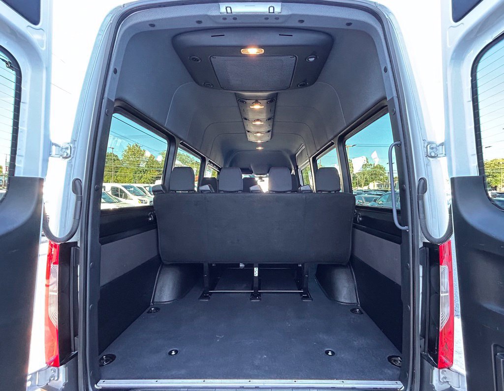 Used 2025 Mercedes-Benz Sprinter 2500 image 15
