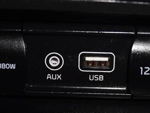 Used 2020 Kia Optima LX image 19