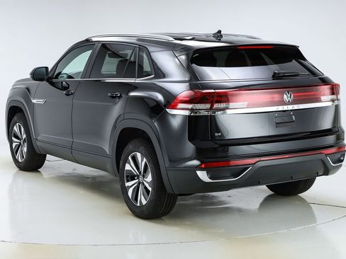 New 2026 Volkswagen Atlas Cross Sport SE image 7