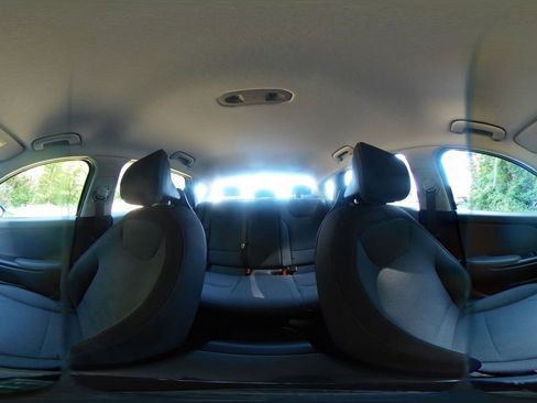 Used 2025 Kia K4 FWD image 41