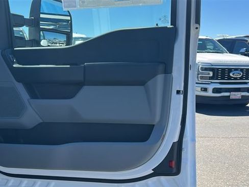 New 2026 Ford F350 XL w/ XL Chrome Package AWD/4WD image 10