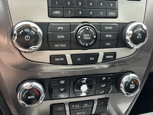 Used 2012 Ford Fusion SEL AWD/4WD image 9