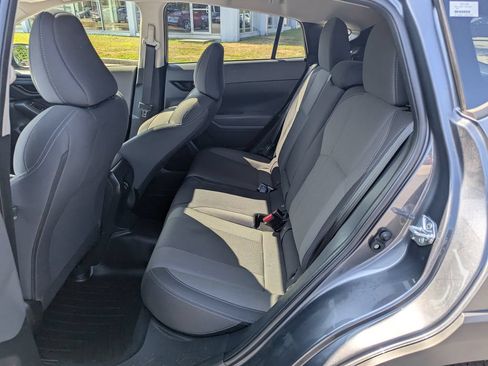 Used 2025 Subaru Crosstrek 2.5i Premium AWD/4WD image 18