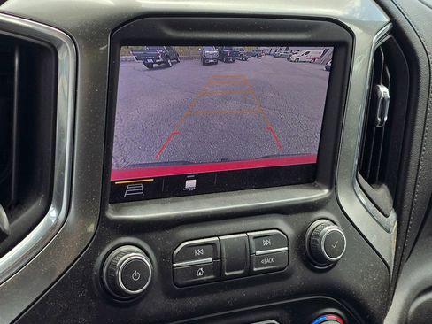 Used 2019 Chevrolet Silverado 1500 LT Trail Boss AWD/4WD image 10