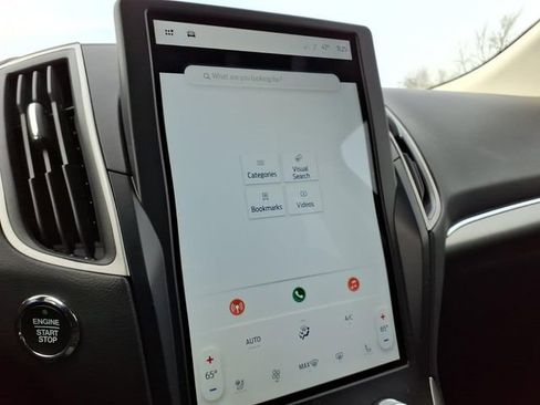 Certified 2024 Ford Edge SEL w/ Sport Appearance Package image 18