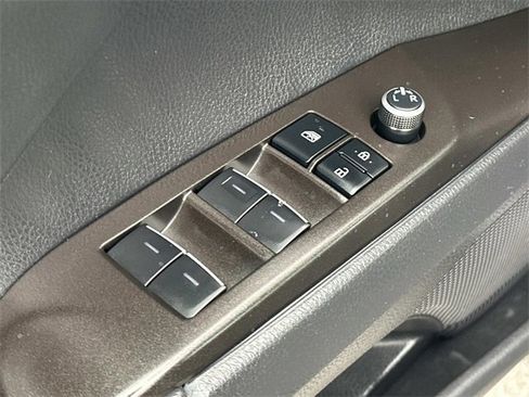 Used 2022 Toyota Camry XSE image 21