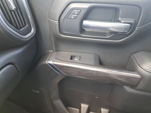 Used 2019 Chevrolet Silverado 1500 LTZ w/ LTZ Convenience Package image 31