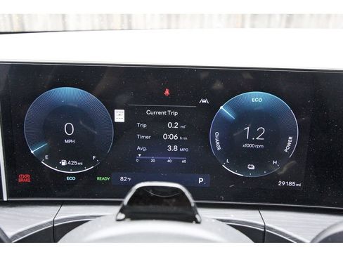 Certified 2024 Hyundai Santa Fe Limited AWD/4WD image 18
