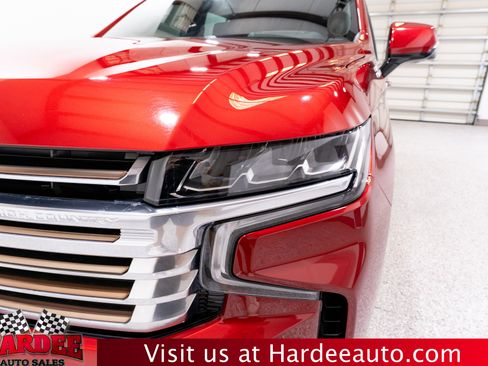 Used 2024 Chevrolet Tahoe High Country w/ Advanced Technology Package AWD/4WD image 8