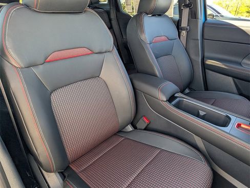 New 2026 Nissan Kicks SR w/ Cold Weather Package image 21