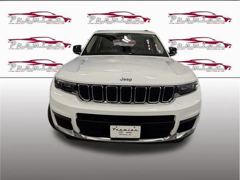 Used 2022 Jeep Grand Cherokee L Limited AWD/4WD image 11